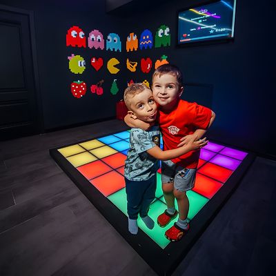Bon prix Jeux interactifs pour le divertissement en ligne