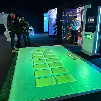Bon prix Système de jeu de projection mobile de plancher Machine de projection interactive en ligne