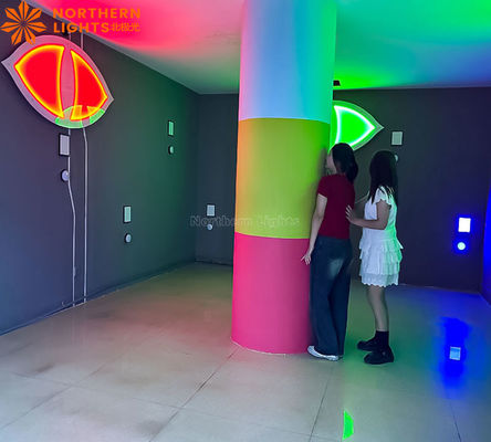 Bon prix Interactif Cacher Poussez la lumière Activer le jeu LED Vert Rouge Équipe de travail Salle de jeux Evil Eye en ligne