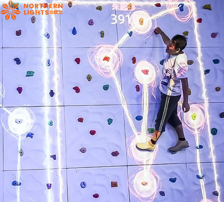 Bon prix Équipement d'hologramme d'escalade Projecteur d'écran 3D holographique interactif en ligne