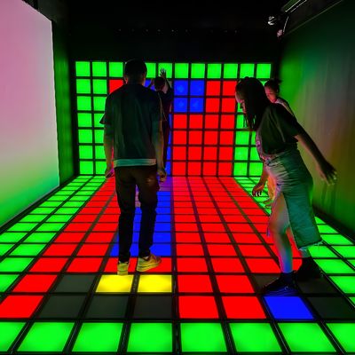 Bon prix Plancher à LED 30x30cm Lumière interactive 99 Jeu actif Plancher de danse interactif Salle de jeu en ligne