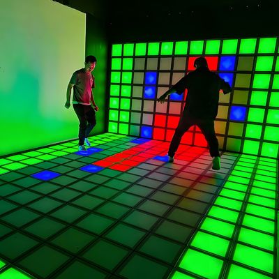 Bon prix Jeu Super Grid Pixel 30x30cm Interactive Light Vloer Lava Jeu actif Led Floor en ligne