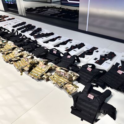 Bon prix Interactive CSGO CQB War Games Laser Tag Equipment with Wireless Multiplayer Laser Tag Gun Set en ligne