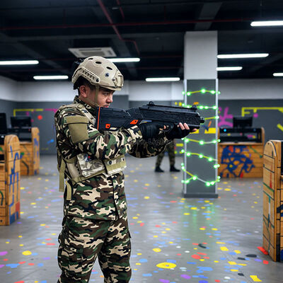 Bon prix Équipement professionnel de balise laser commerciale. Un ensemble multijoueur complet avec des armes de style CS. À vendre. Obtenez une citation. en ligne