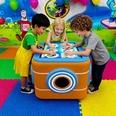 Bon prix Table de jeu interactif tactile pour enfants avec écran multi-touch et affichage d'animation éducative pour une utilisation intérieure et extérieure en ligne