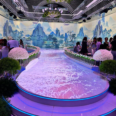 Bon prix Système de projection immersive avec 5200 lumens luminosité 1920*1200 Résolution et 1-20 canaux pour une projection interactive sur les murs et le sol en ligne