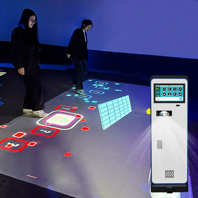 Bon prix Projecteur de plancher interactif de 5000 lumens avec plus de 40 jeux et système de projection interactive mobile plug-and-play en ligne