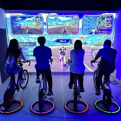 Bon prix Système de cyclisme gamifié avec une luminosité de 3500 lumens et une résolution de 1280*800 pour des mises à jour gratuites de jeu à vie en ligne