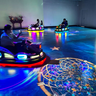 Qualité Système de karting interactif à projection commerciale avec agencement personnalisé, 8 jeux intégrés et batterie 36V Usine