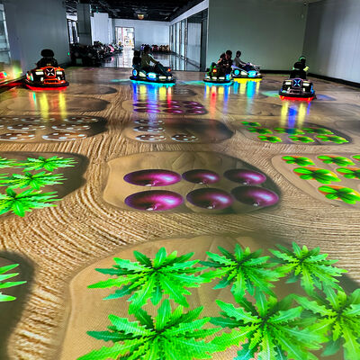 Qualité Système de kart de projection personnalisé avec 8 jeux intégrés et batterie 36V pour parcs d'attractions intérieurs Usine