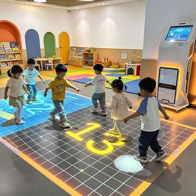 Qualité Projecteur de sol interactif mobile éducatif 4100 lumens Machine de jeu de projection tout-en-un pour les écoles Usine