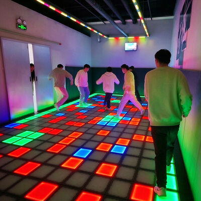 Bon prix Sol interactif LED multijoueur sensible au toucher avec 280 niveaux de jeu pour des défis actifs sur sol LED en ligne